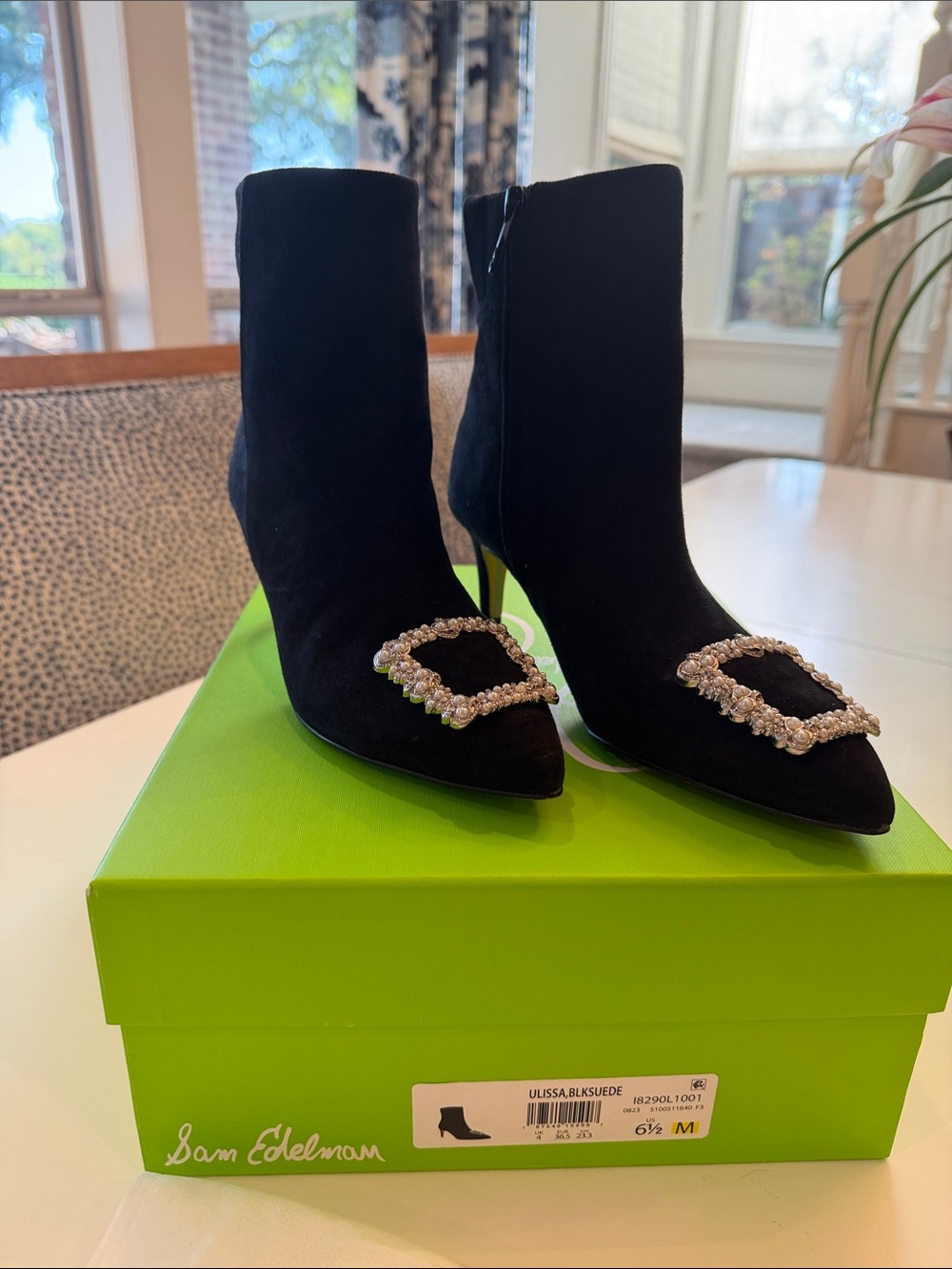 Pristine Sam Edelman “Ulissa” Suede Booties